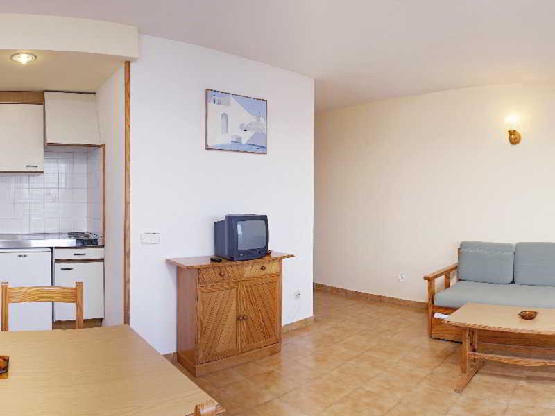 256B3F45171304529BB3CB13E9FF01F5