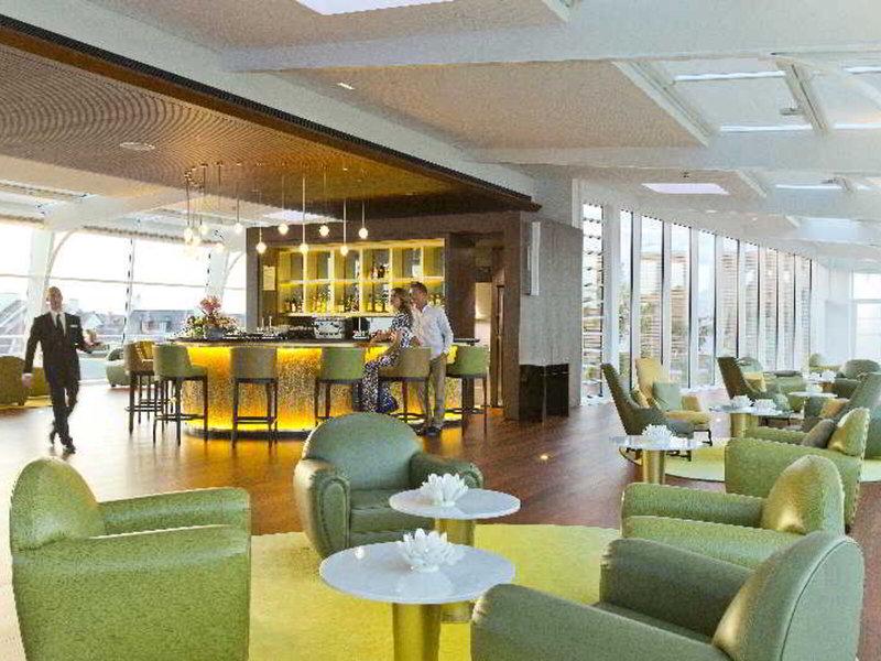 563C5C0CC68004E7C5B912465E1517AD