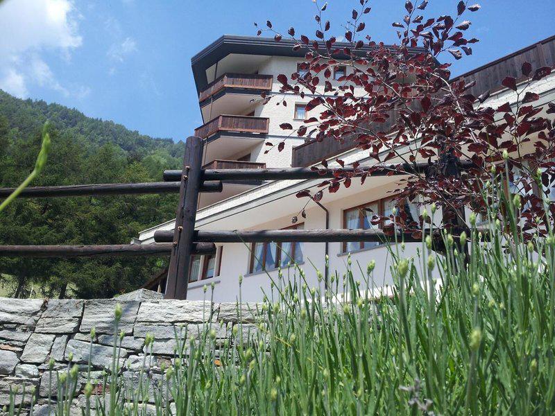 FFC025AD61A26CDB08826924D27D867D