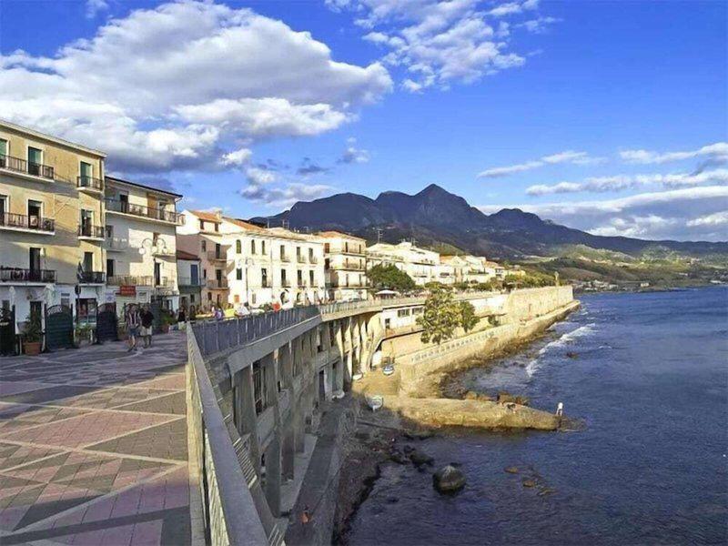 98FC906AB92C79FE39FFDC284EB77F33