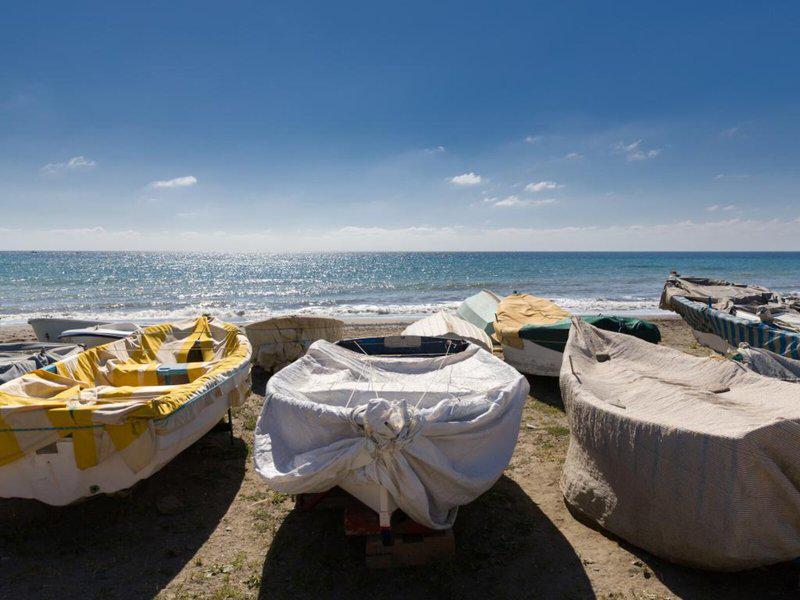 39C4EA12FFFDDA35249BBA6D004D03E5