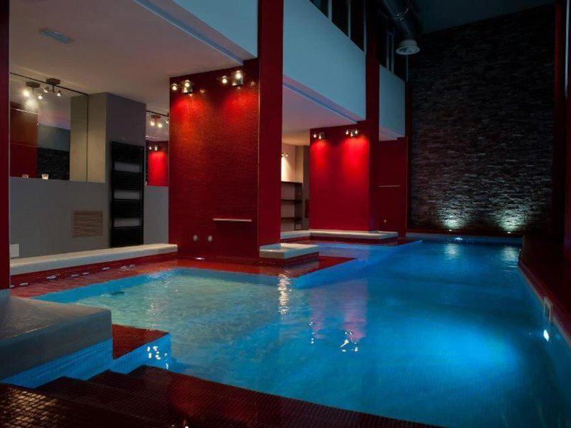 FC5CF60B9AE2152D05941BC40B99DE84