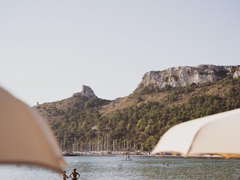 F5E73E97ADED51B55BF3575AA557D6A0