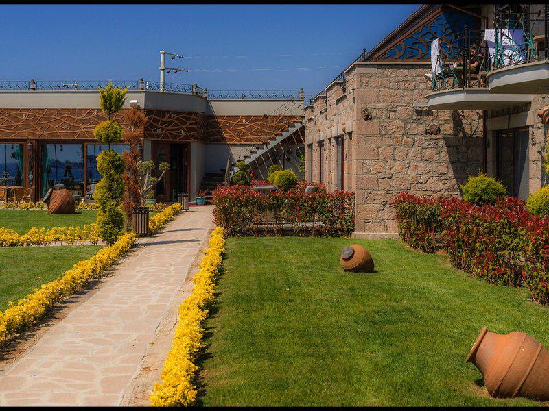 2308510968274C25E4BB7E5F35EAD45F