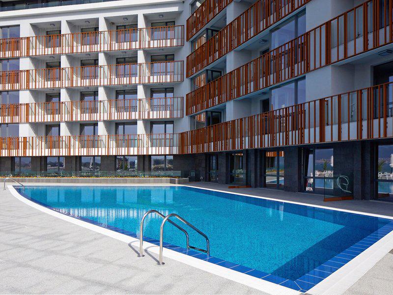 5C46B4D4A990D57150C02D858F53CB04