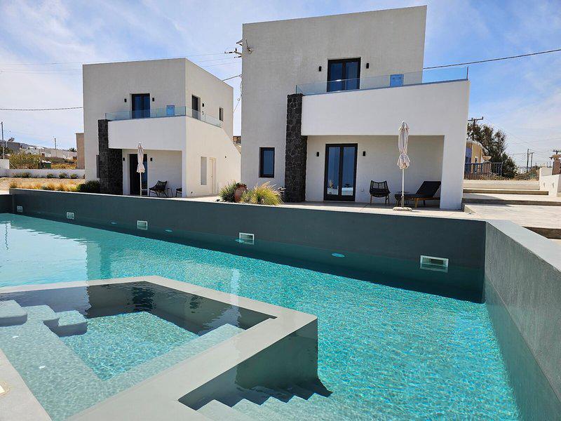 5D6479928F5060BE816FC87D7FE33785