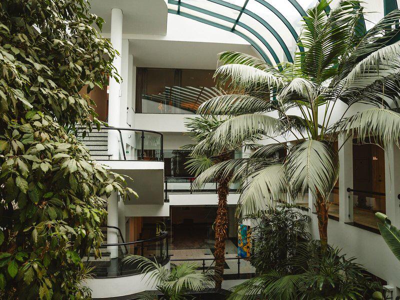 D2853BC9B640FA62934B386DCE7E5DEC