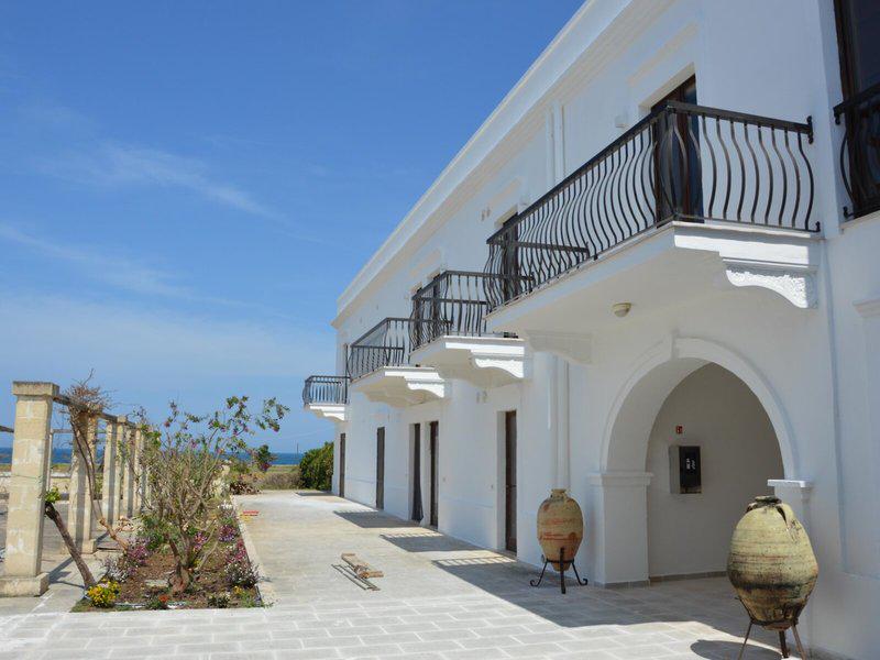 B9EF0D7C1E8FA7D21B56C8A4CB36C2EB