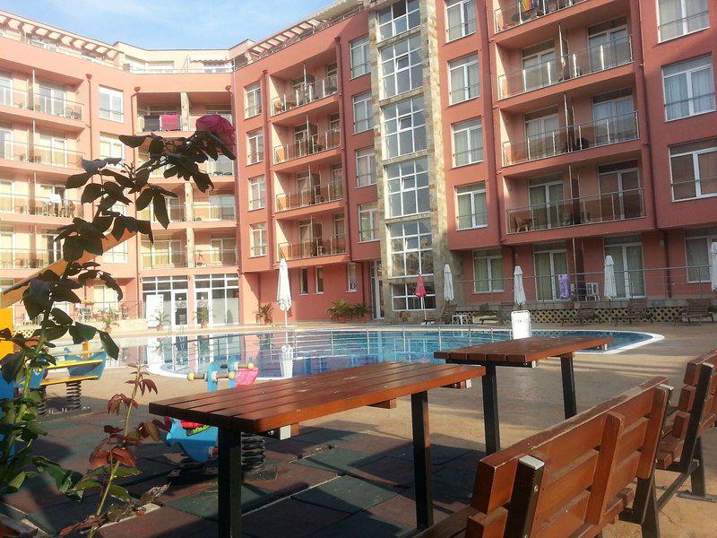 9F6C05D7051E44055B19D432338108CD