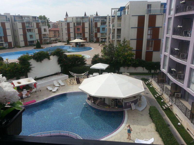 6C45D9A25C774A4DB3B75573A326B1FB