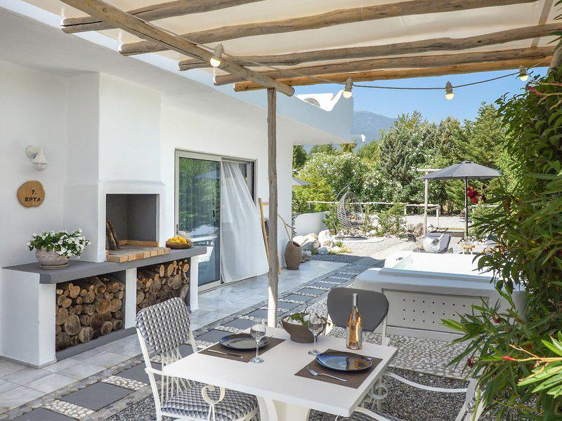 6179B57D5FBAADA5B77718B1AD9D9228