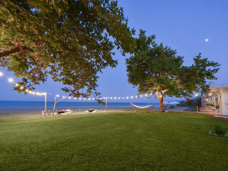 FD6B9567131C569C9241DD476B2A035E