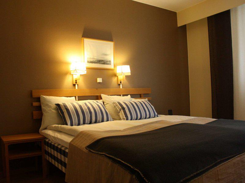 27EE72C58EE46ADE4A6C91E2A1C88268