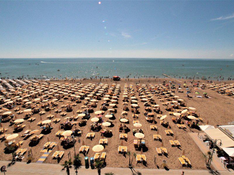 09088F1ED5F32BE9CA84AEA618B16F4F