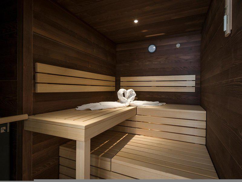 9984C11126F574F93C0342E8C98B8413