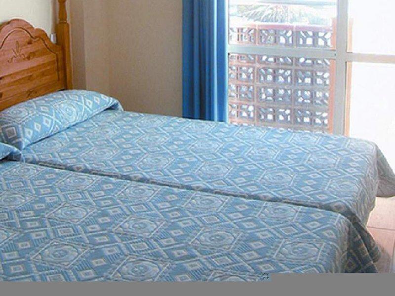 01686D7BF41900CDFE4E7E1E933AE914