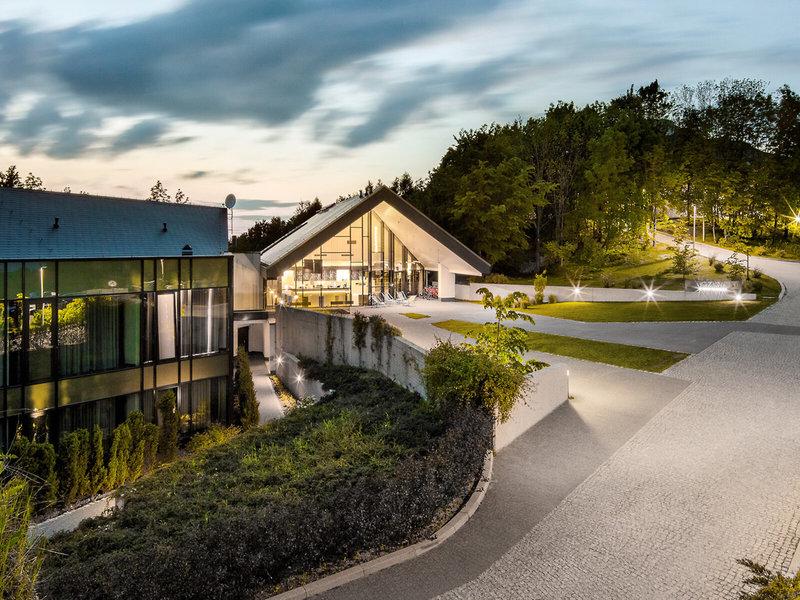 FCE566A0557E2C40A6E84FCE240BF142