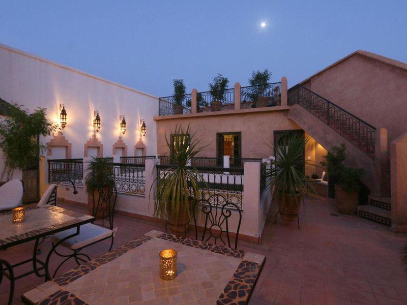 06BFC98C3ABCCE09272403BEE61A5544