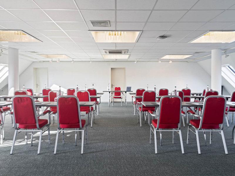 716FDC9B3860DB379A357868B38081E5