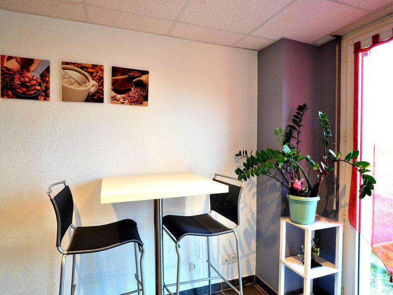 AAF84D5637B2A29F6019178142563454