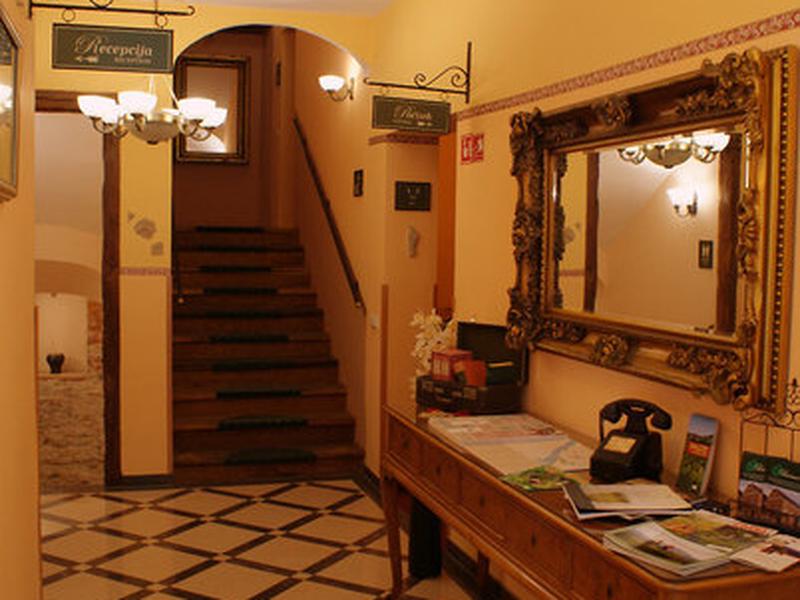 E9D68F7FC0265C7C490B7C93D09F79C4