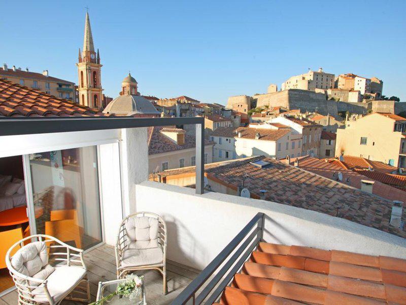 0A22E736BA88D397FC09895E6AAC3412