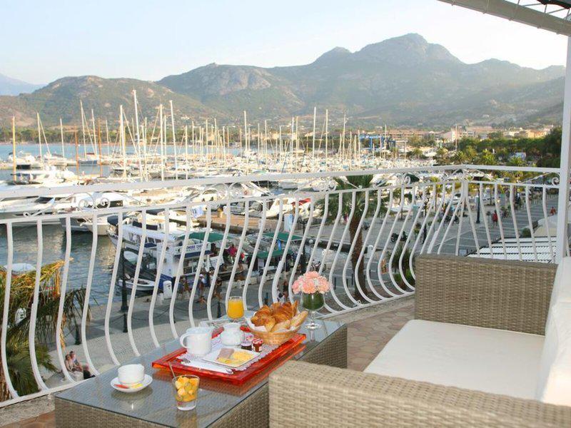 F799A71BCE67F2C1A1DBD222402BDE0B