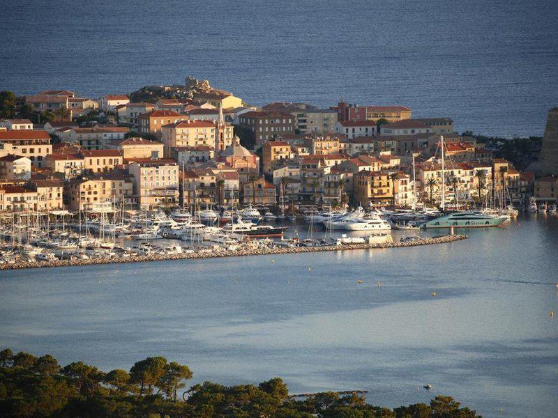 E164B12E14757924ECE884F1B1B52729