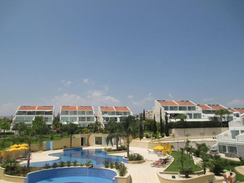 F366EF05485209EAB1B25C96225C27CE