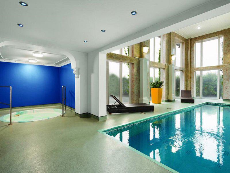 ED51816C34D76A7483EB00A3A2EF60D5