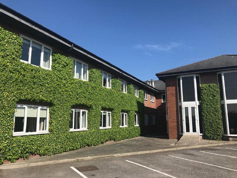 EA90CA6C20D503EF01AAFCE9C1C2B0EA