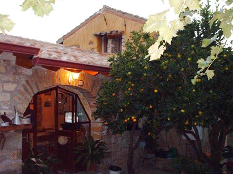 6480789639AE23B1002E4852FAE30B9D