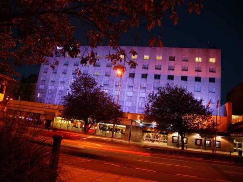 F8402A5C4200404A4862D2A7FA65C649