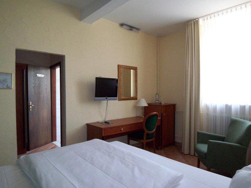 576D67C146872C9D61F60BA805157611