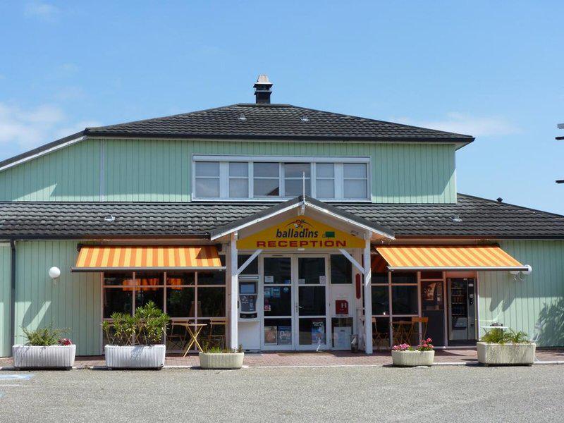 18576049DA61230A50BDD5174FCC85B6