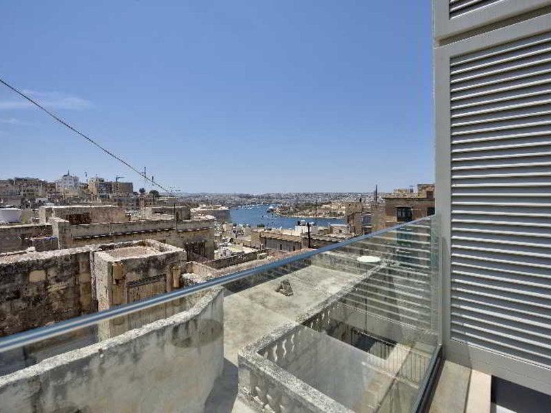 7FDAE7B931167B78427FAA004D2CE0D0