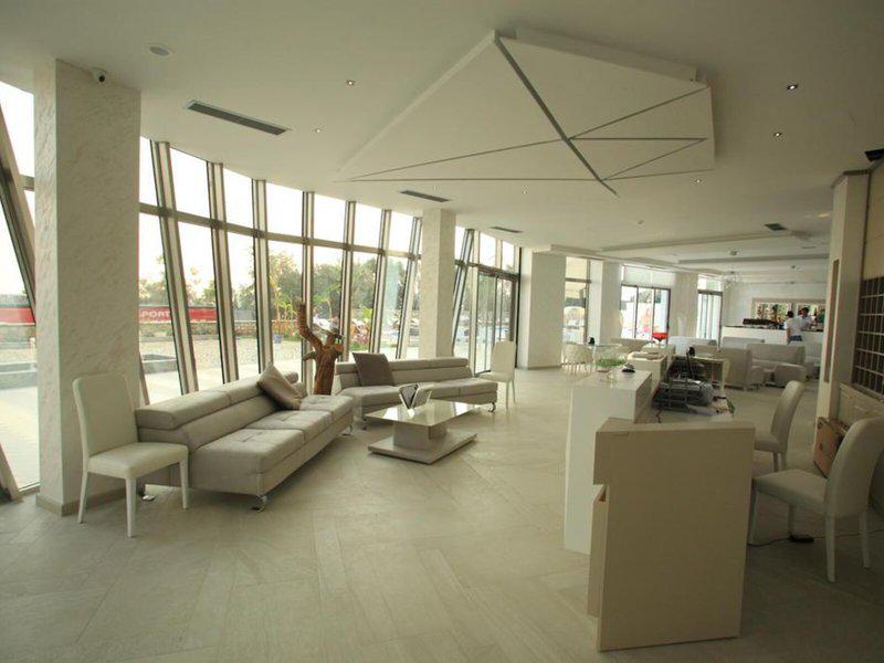 8906361A47C60E5F08BBB954B0A4739D