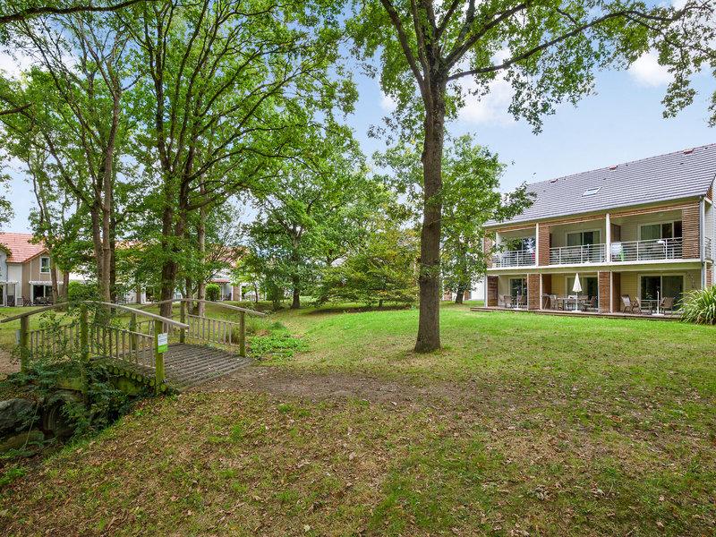 1332A30DDC41D25EC36B74DE6AAD9830