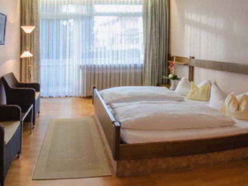 A5D42E5CF4DADFAA68C344BEB24AD2F0