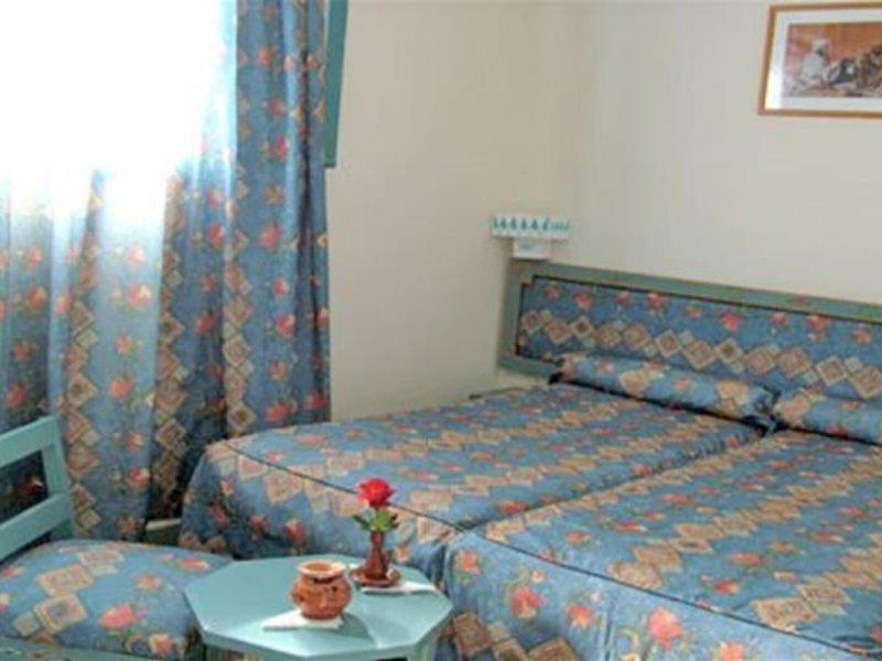 CECACFB05B7460A4D6F87E09B25A9639