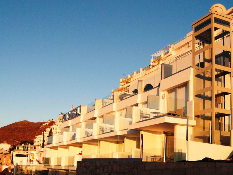 A7DECD1334E542398A0C0256B74D7216