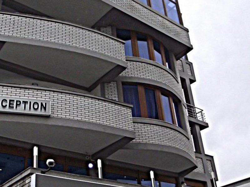 54D141FDFEAFBE8B578CB0FA1F966983