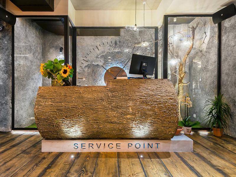 D044589613EE17D8D7BCEC4834EAD461