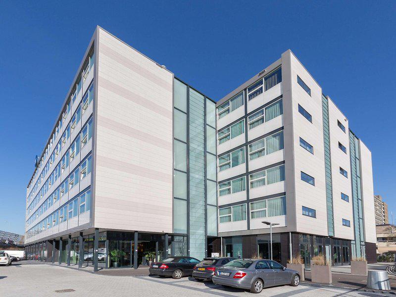 127EE4D6C24CA2794494ED2C1217BB07