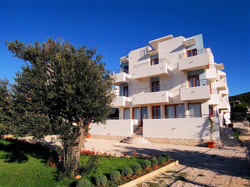 36E2003E85E057F2043FD089D699612F