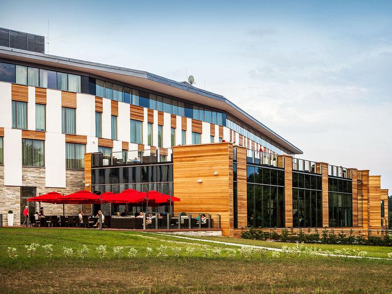 25D09B53F90A7A75D2180CC9E4552FE1