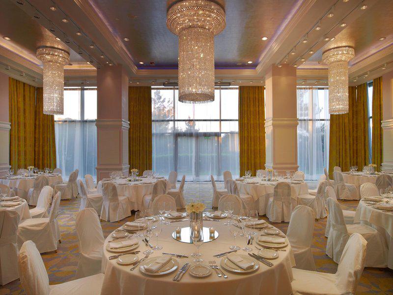 CE1D31EC0D16C4EE18FB9ECBBA8B8EC3