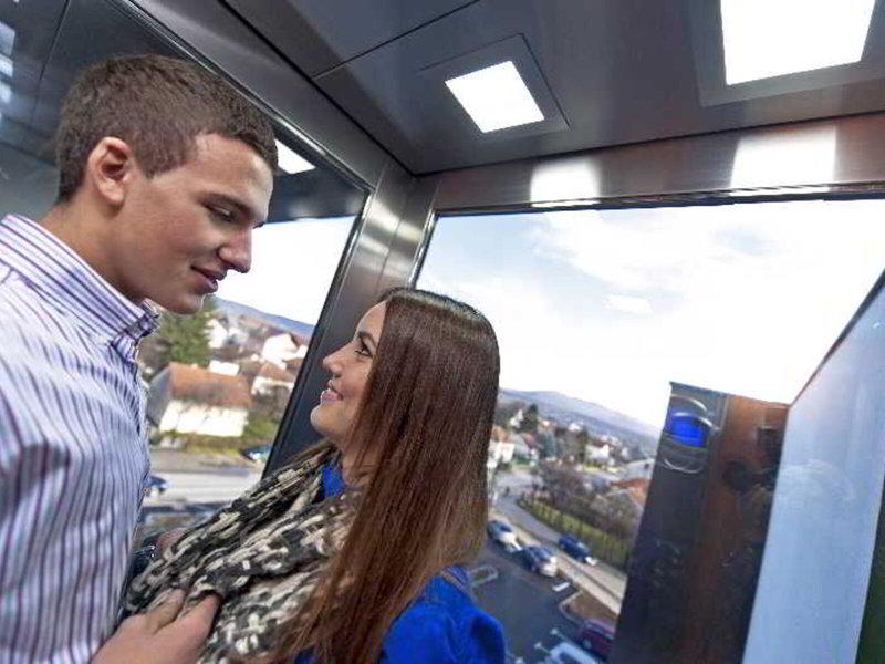 00E07771E2BF253E8071E9A57C5EC88A