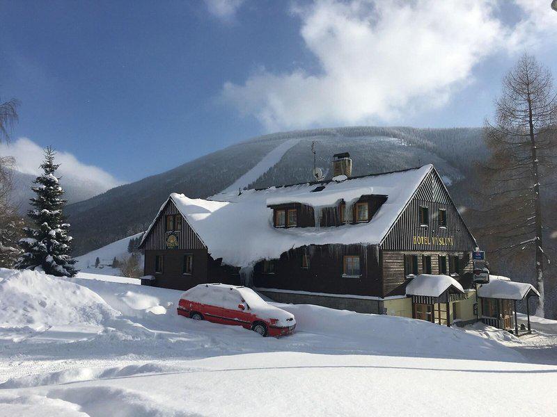 77018AE0781EA4D6C1C0BAC659EC62BE