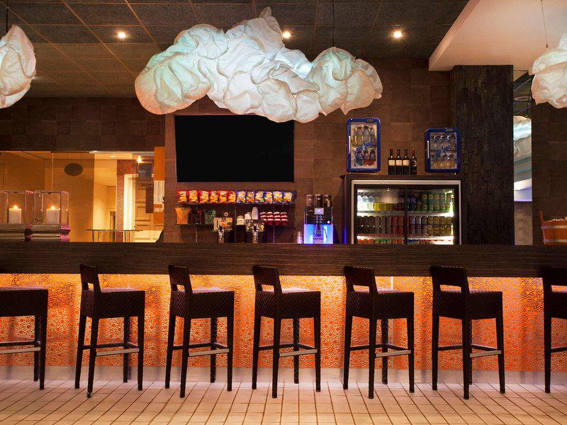 84AC88524ECBF9E6A12CBE912C756ADE